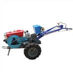 ट्रैक्टर के पीछे चलना